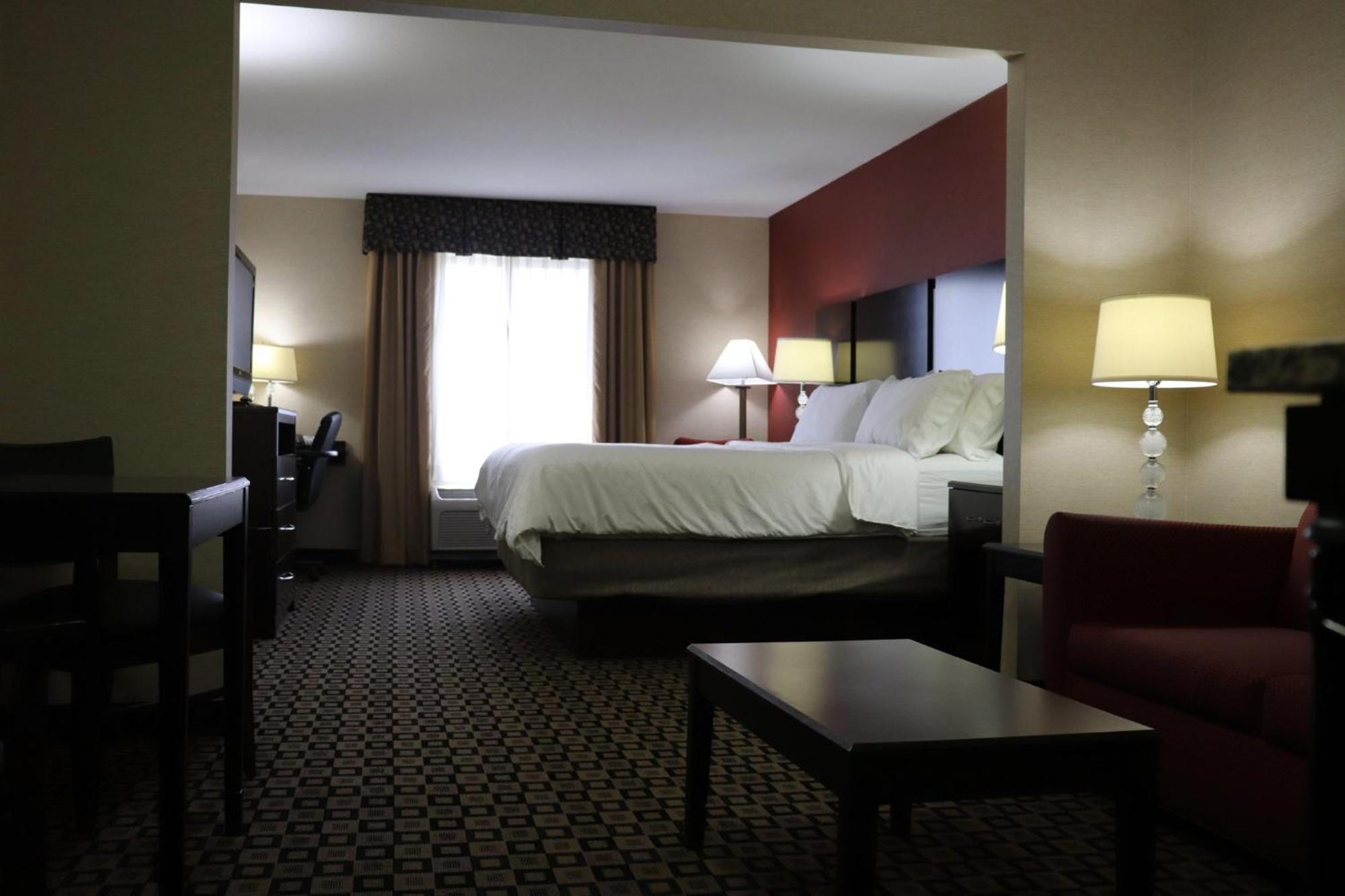 Holiday Inn Express Hotel & Suites Crawfordsville By Ihg Exterior foto